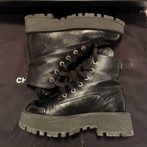 ⭐️AUTHENTIC Chanel Roots Lu Boot - Picture 2 of 14